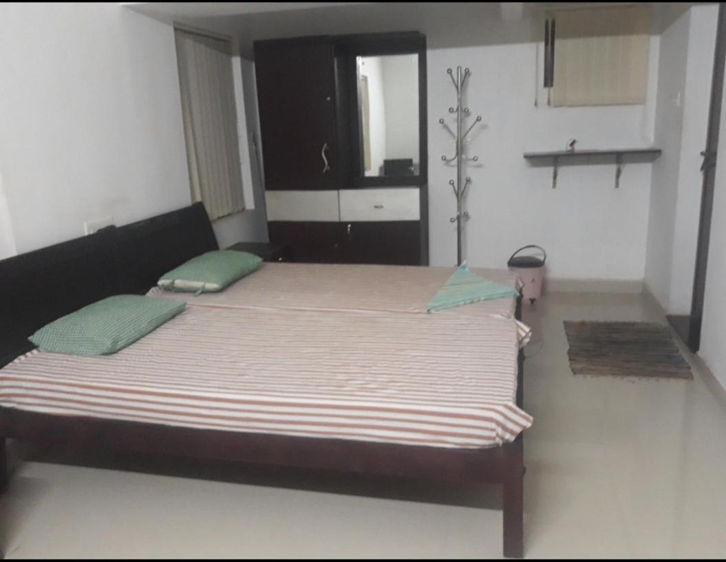 Abru'S Holidays International Travelers Alappuzha Ngoại thất bức ảnh